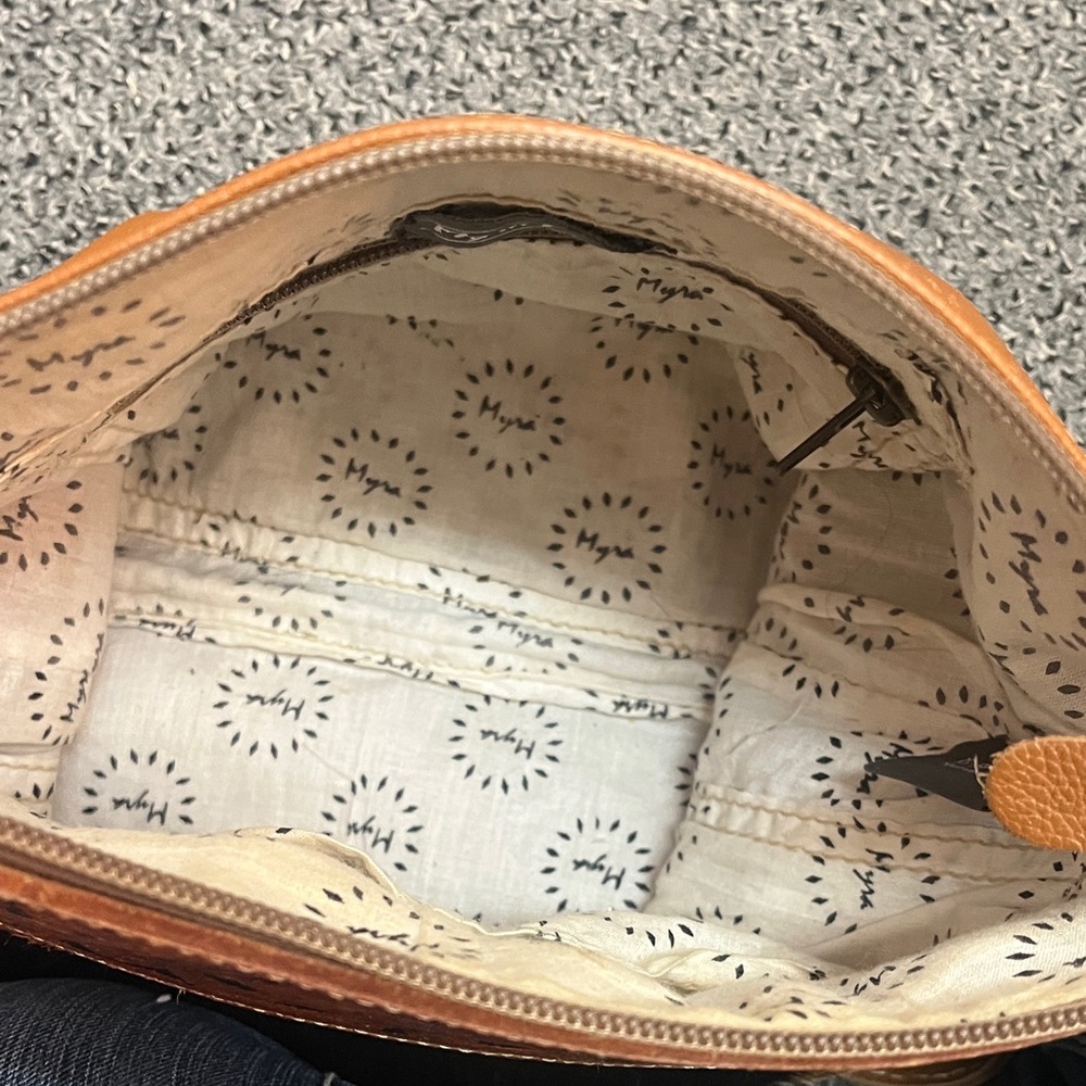Cowhide/hand painted Crossbody Bag - Picture 4 of 5